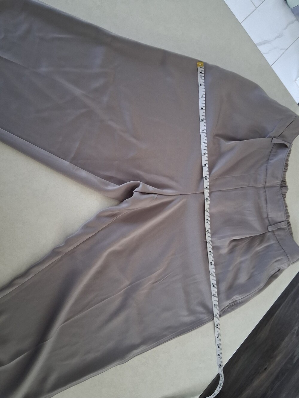 Maison d'Amelie/ Relaxed Fit/ Pleated/ Trousers in Silver-grey/ Size US 10 - Picture 7 of 13
